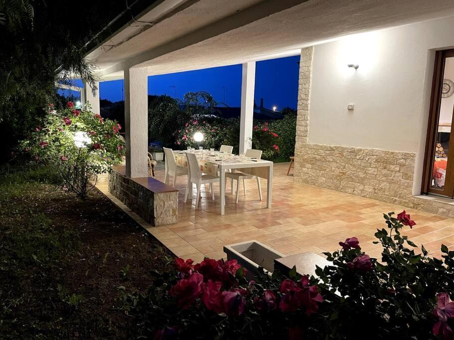 Rose Country Villa กัสซาโน เดลเล มูร์เจ ภายนอก รูปภาพ