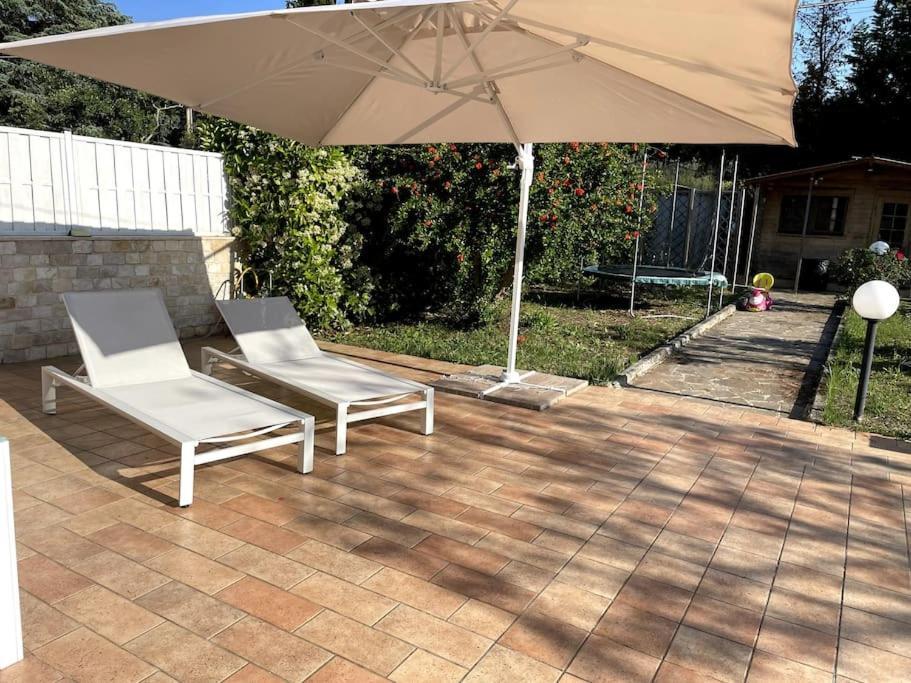 Rose Country Villa กัสซาโน เดลเล มูร์เจ ภายนอก รูปภาพ